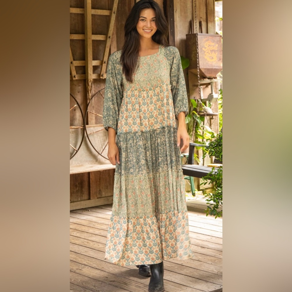 NATURAL LIFE Green and Cream Maxi Dress